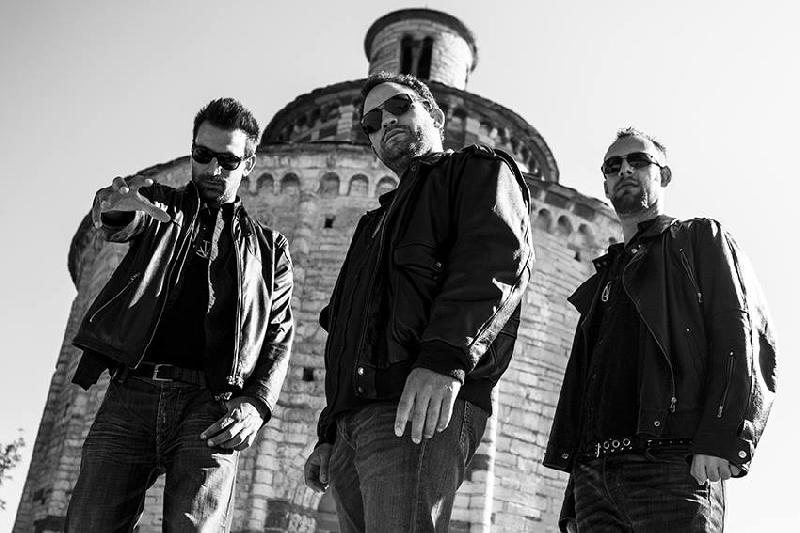 VERATRUM: firmano con RONIN AGENCY e UNDERGROUND METAL ALLIANCE