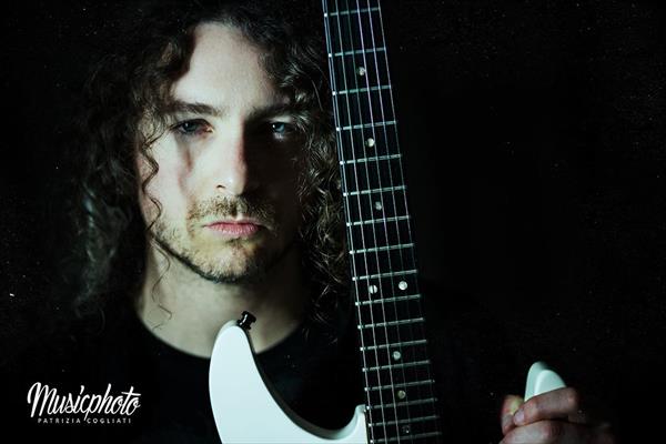 DANIEL GAZZOLI PROJECT: online una canzone dal debut album