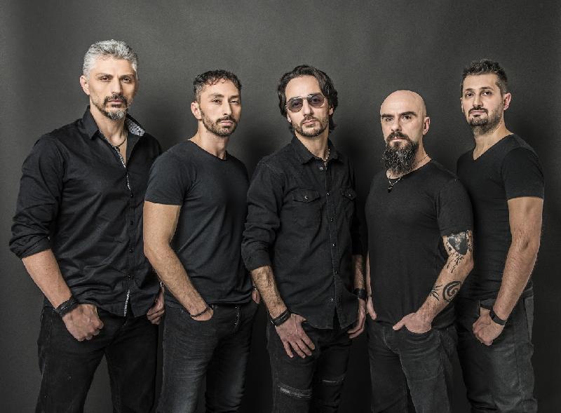 LAMBSTONE: il primo videoclip estratto da "Hunters & Queens"