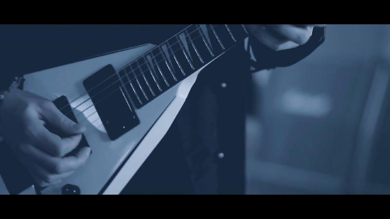 HELL'S CROWS: il video di "Fall of the Divine"