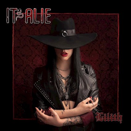 IT'sALIE: il primo video ufficiale per il brano ''Fire''