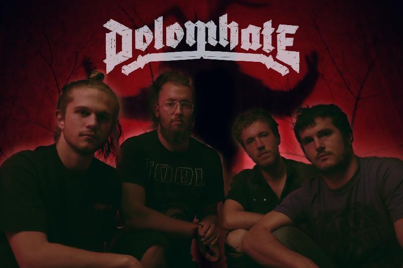 DOLOMHATE: ''Naked Disguise'' è il nuovo singolo opening track del debut album ''Happy Ending Suicide''