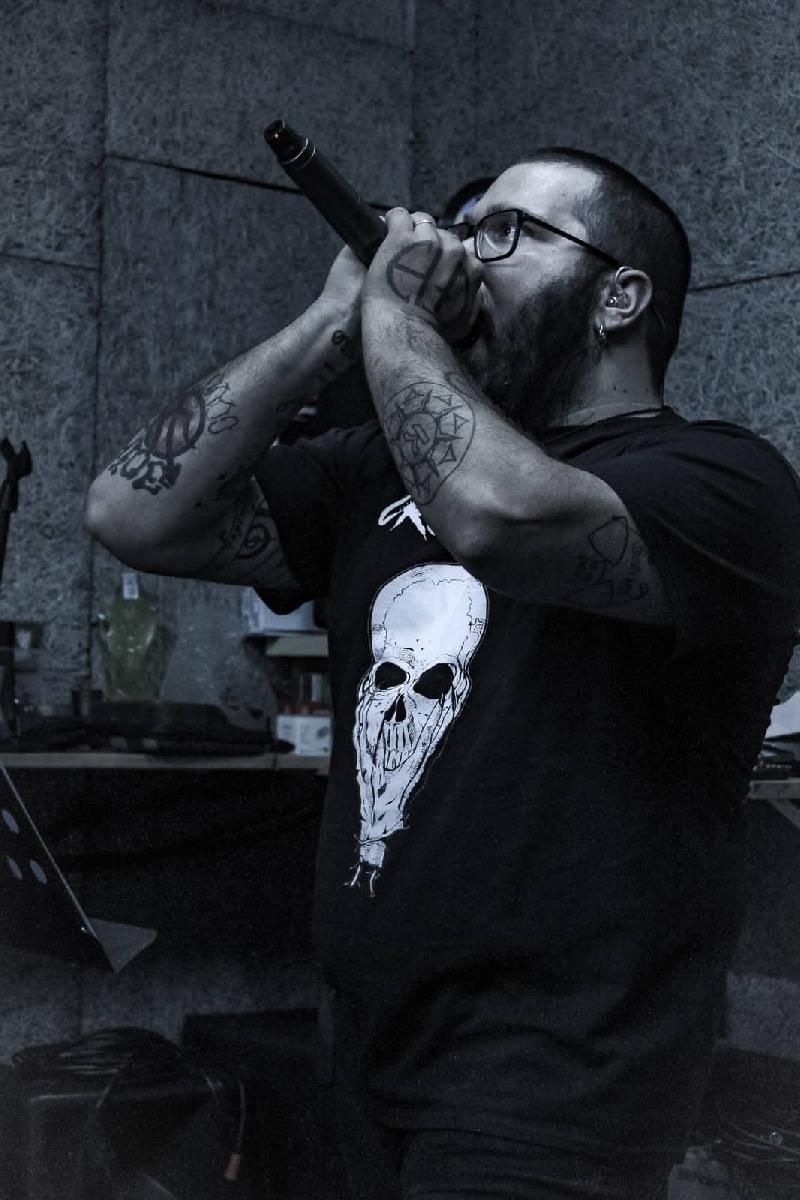 CROWDEAD: cambio di formazione