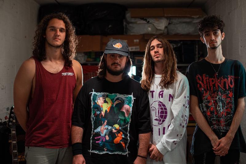 STICK AGAINST YOUR NECK: ''Stain'' è il nuovo singolo della band bolognese