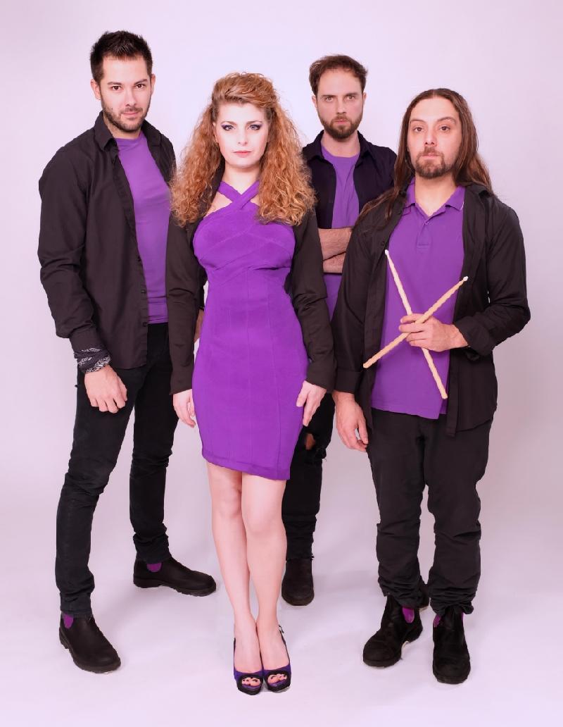 VIOLET BLEND: fuori il nuovo video ''Among All These Fools''