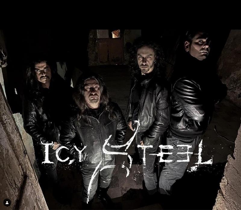 ICY STEEL: entrano nel roster della Wanikiya Record