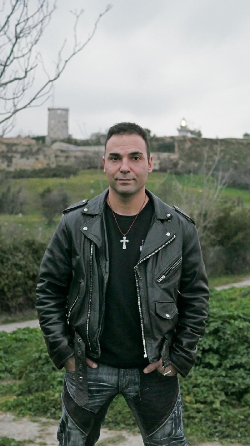 CRISTIANO COPPA: il prof. di religione torna con il singolo ''Parusìa''