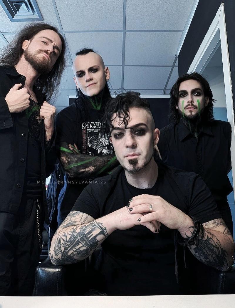 MOTEL TRANSYLVANIA: il videoclip di ''Obscene''