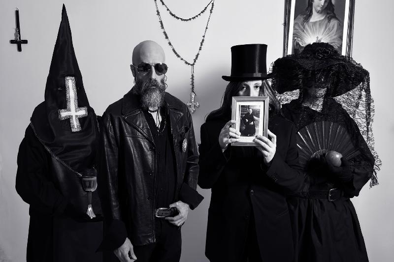 ULTIMA MISSA: il debut album a dicembre