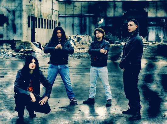 RAGING AGE: firmano con Wormholedeath Records