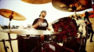 EXTREMA: il videoclip di "Again and Again"