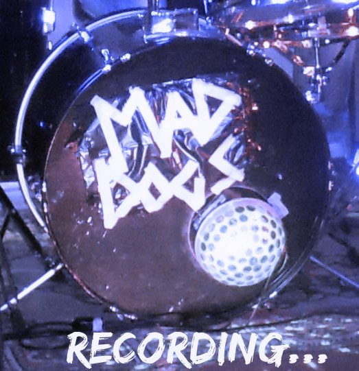 MAD DOGS: nuovo video online