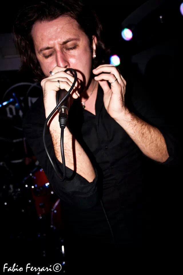 THE BURNING DOGMA: nuovo cantante