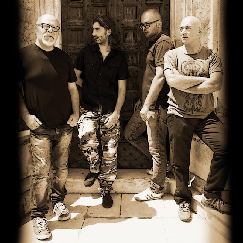 DARK QUARTERER: nel roster Mazzarella Press Office