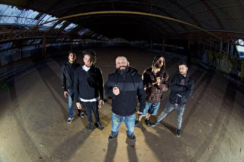 JANO'S HEAD: stampa il debut "Invisible Hand"