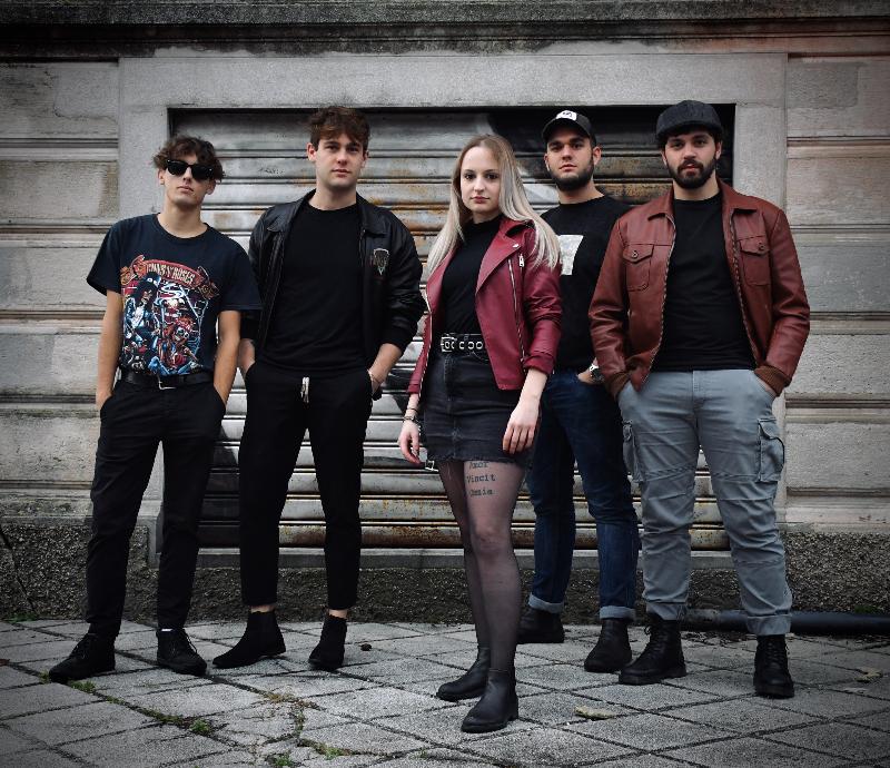 BASSMATES: il nuovo singolo ''Cards''
