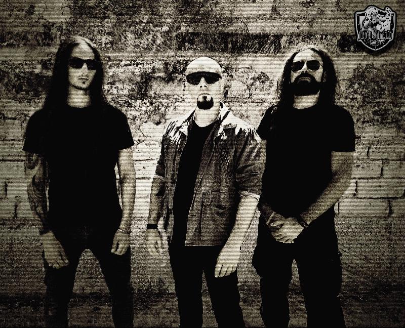 XENOS: firmano per Iron Shield Records