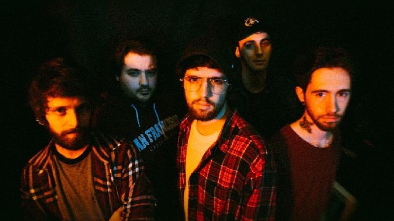 WAVES IN AUTUMN: il nuovo singolo ''Heyoka''