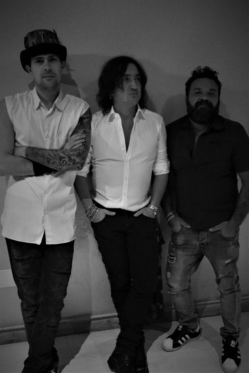 BRINGE DRINKERS: il nuovo singolo ''Leap of Faith''