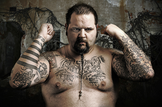 STAY BRUTAL: riprendono le dirette