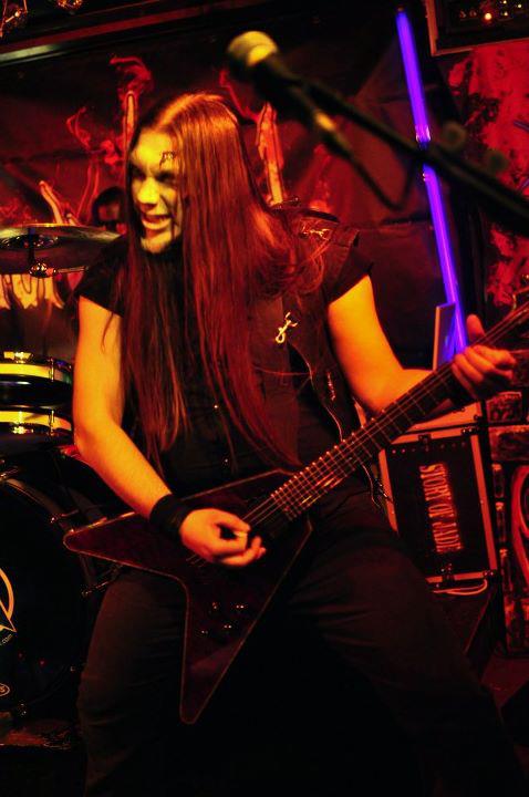 STORY OF JADE: Matt Huntzer lascia la band