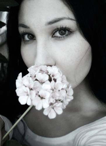 SHRIVEL: Aina Blackthorn special guest sul prossimo album